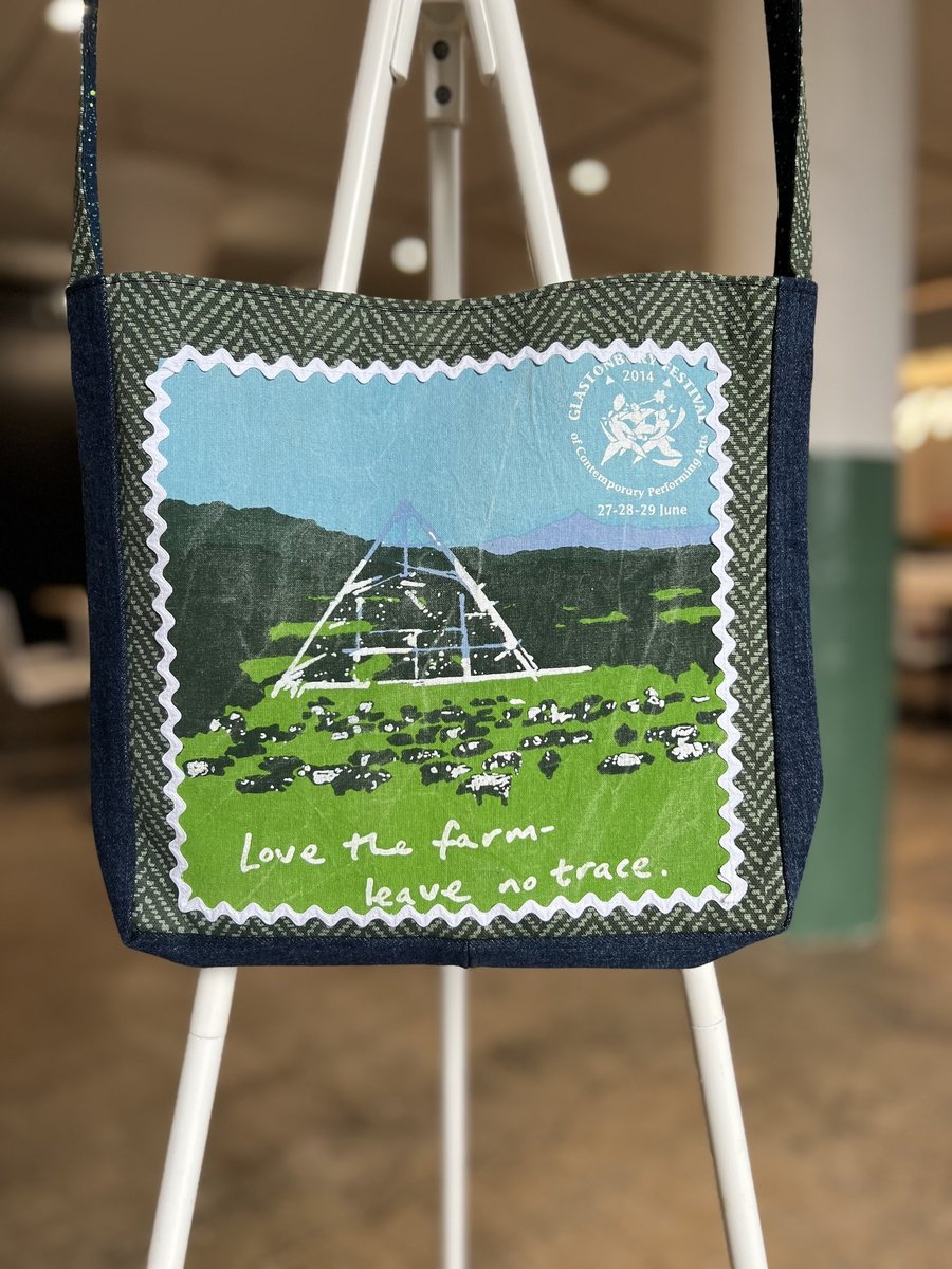 Glastonbury crossbody bag love the farm