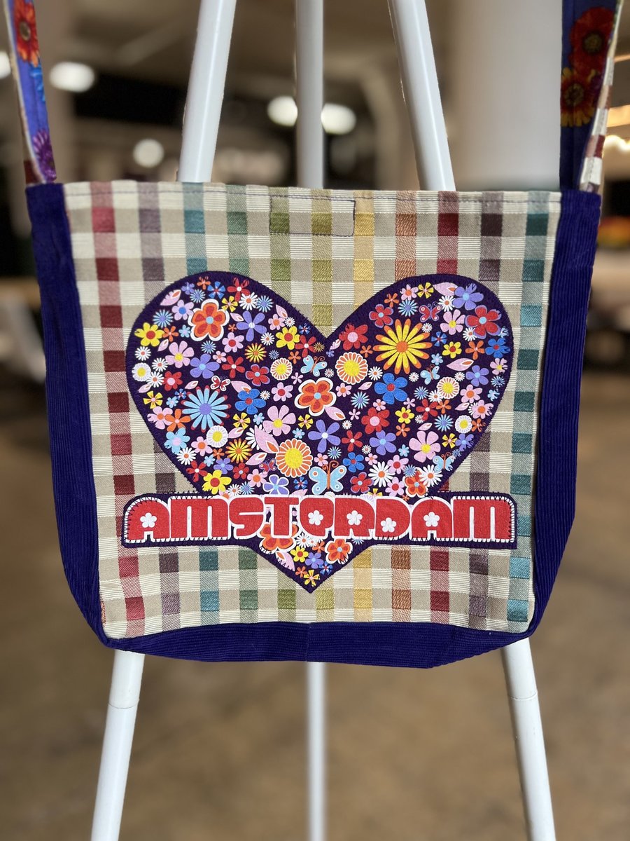 Amsterdam tshirt crossbody bag