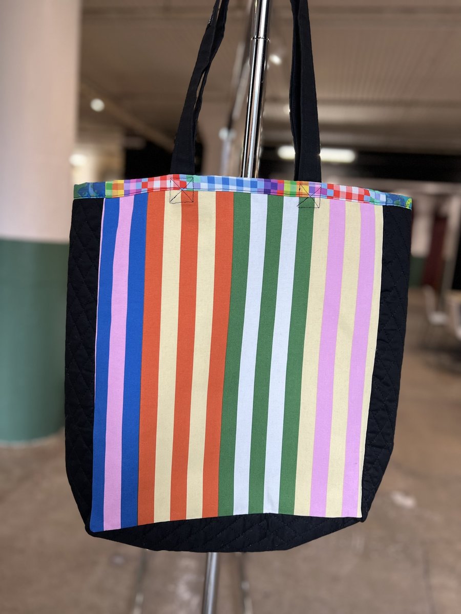 Bright animal market bag individual 