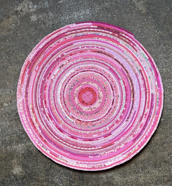 Pink scraps rope rug large round